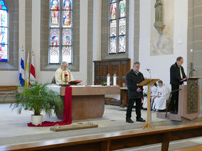 Palmsonntag in St. Crescentius - Beginn der Heiligen Woche (© Karl-Franz Thiede)